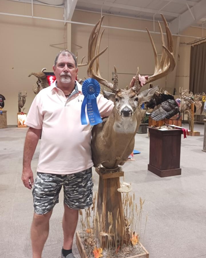 Congratulations to Ron Terry on his... - G2 Taxidermy Supply
