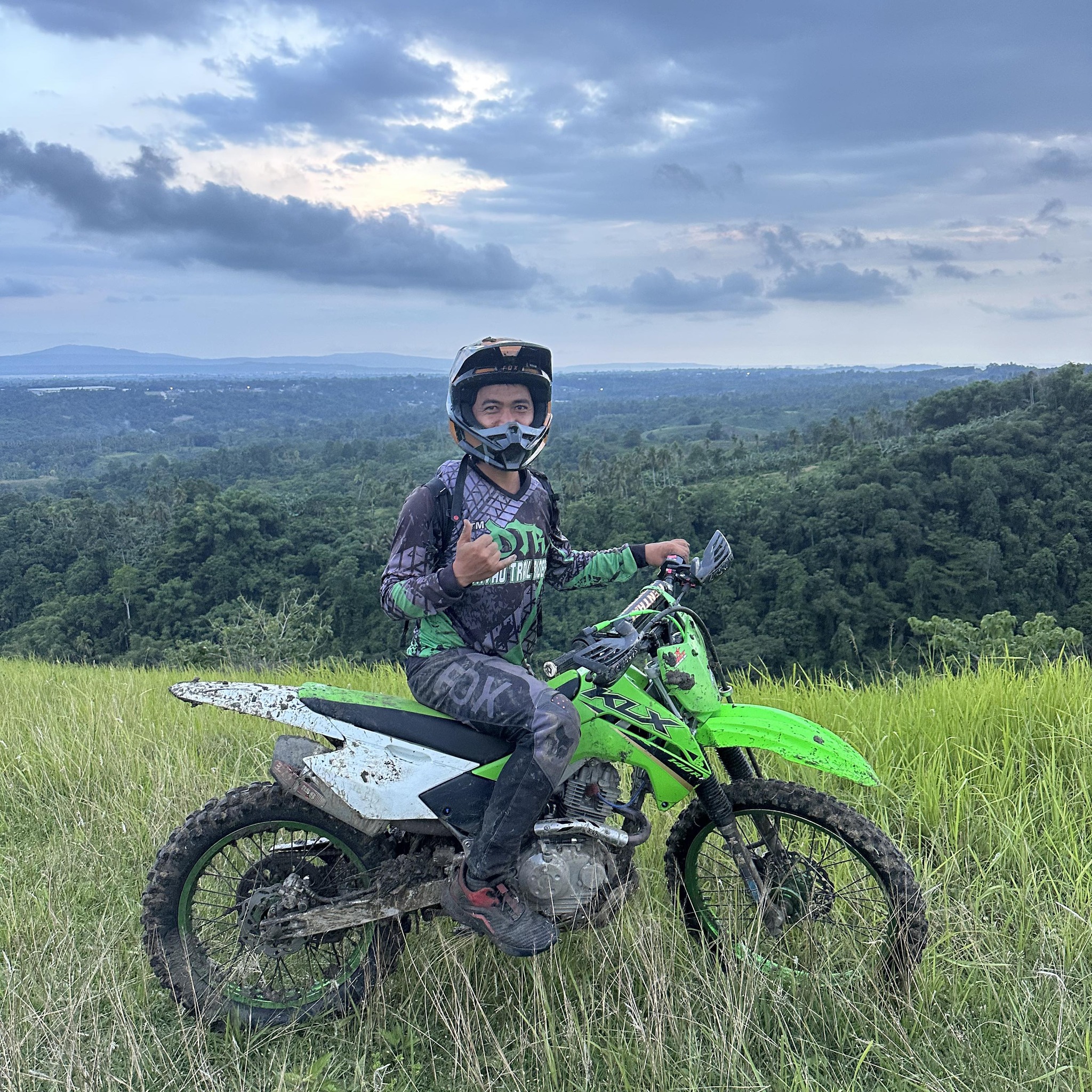 Supermoto concept-standard size wheel set crf150L🤙 Wala gi alang2 ug ...