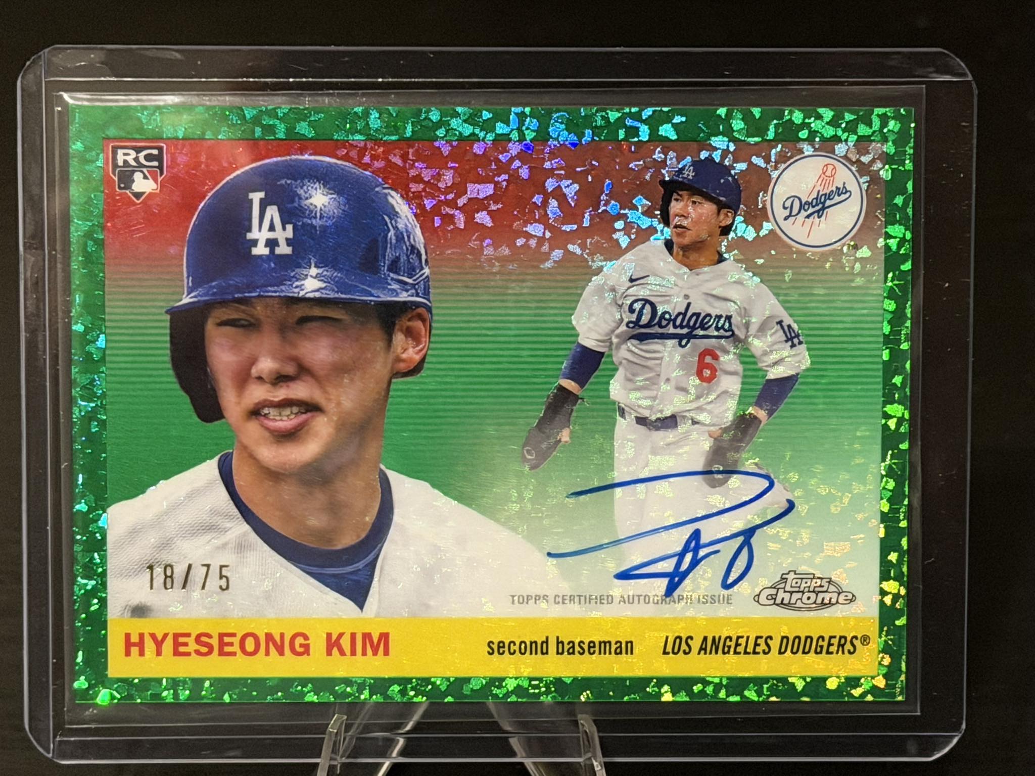 2025 Topps Chrome Platinum Hyeseong Kim refractor baseball card 