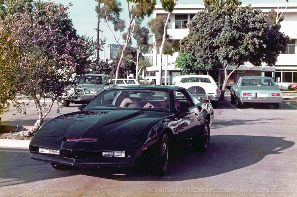 The Knight Rider Companion - FR - Rare photo of a screen used KITT from ...