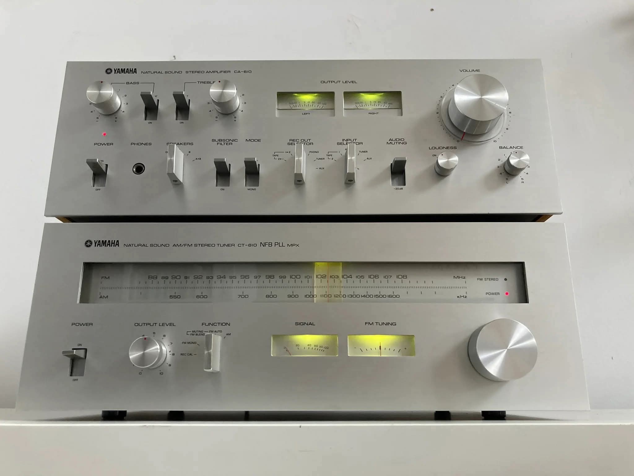 Yamaha CA-610 and CT-610 stereo amplifier and tuner set from 1977