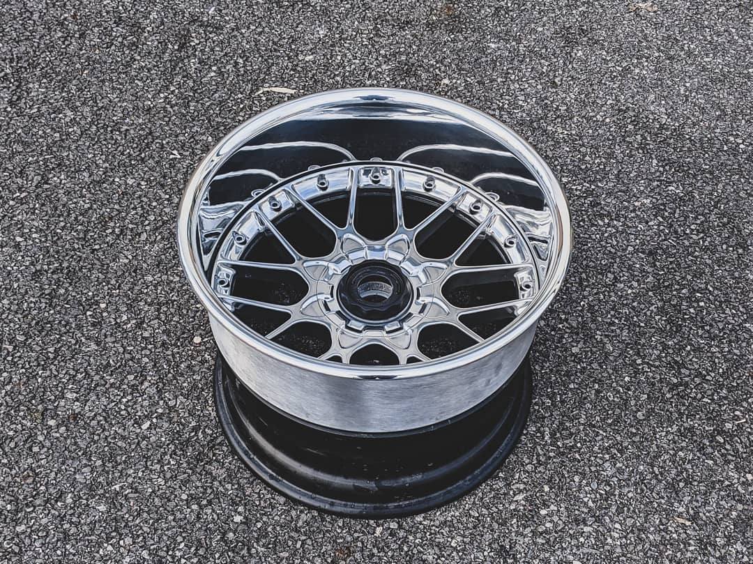 Rimscarnated - Who'd rock these?! 😱 Ultra wide RS2's... | Facebook