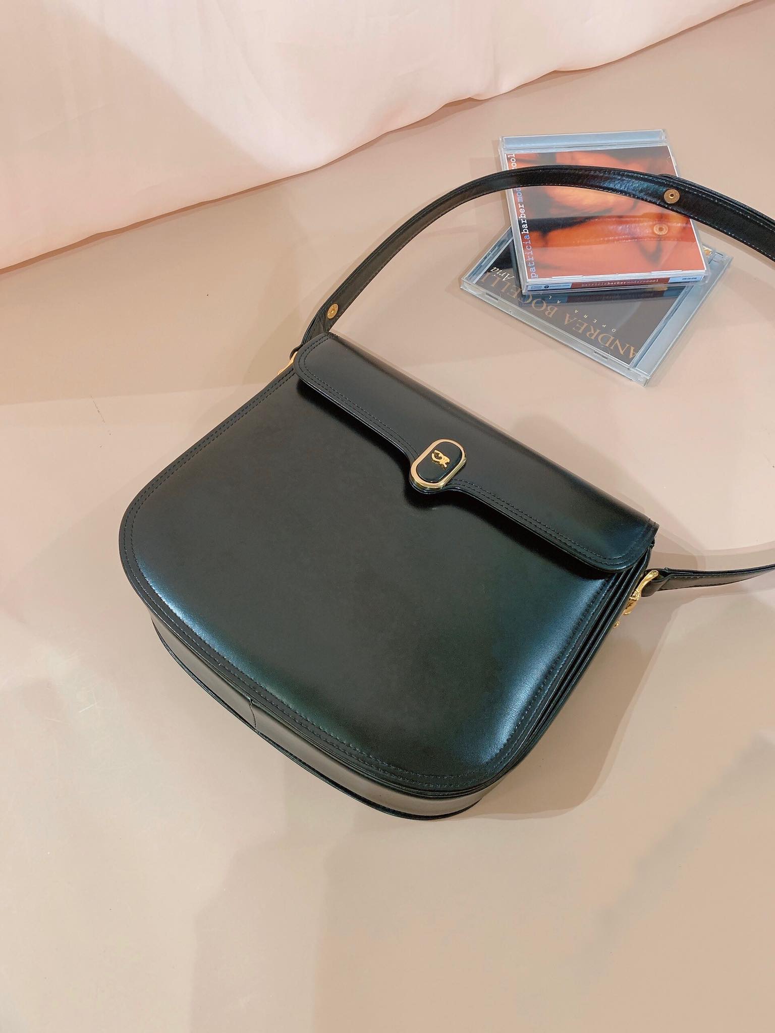 Sac à Main Vintage Fiocchi Italy En Cuir Noir - Style Marin - Occasion