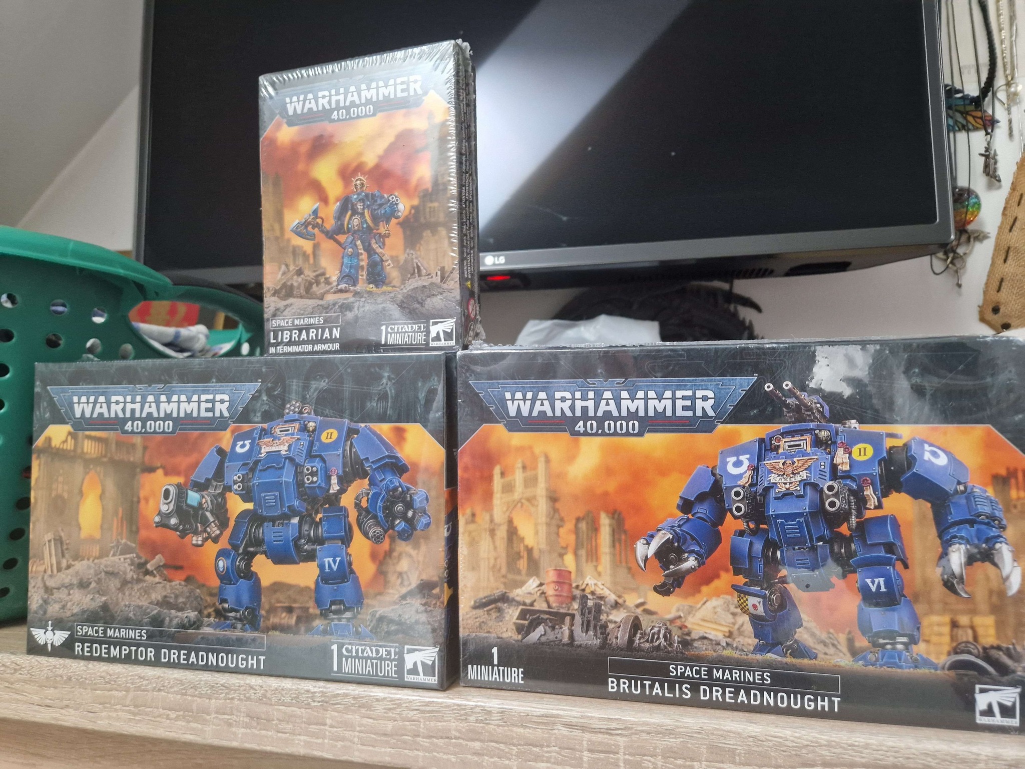 Games Workshop – Warhammer 40.000: Space Marines Brutalis Dreadnought, Máquina De Guerra Para Montar Y Pintar