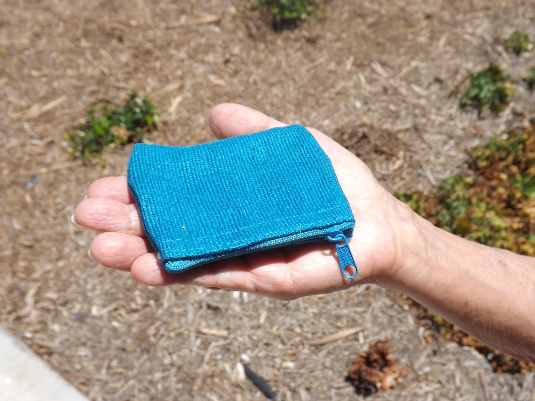 Green Breeze Natural Abaca Fiber Wallet - Large Tri-Fold With 7 Compartments & Velcro Closure