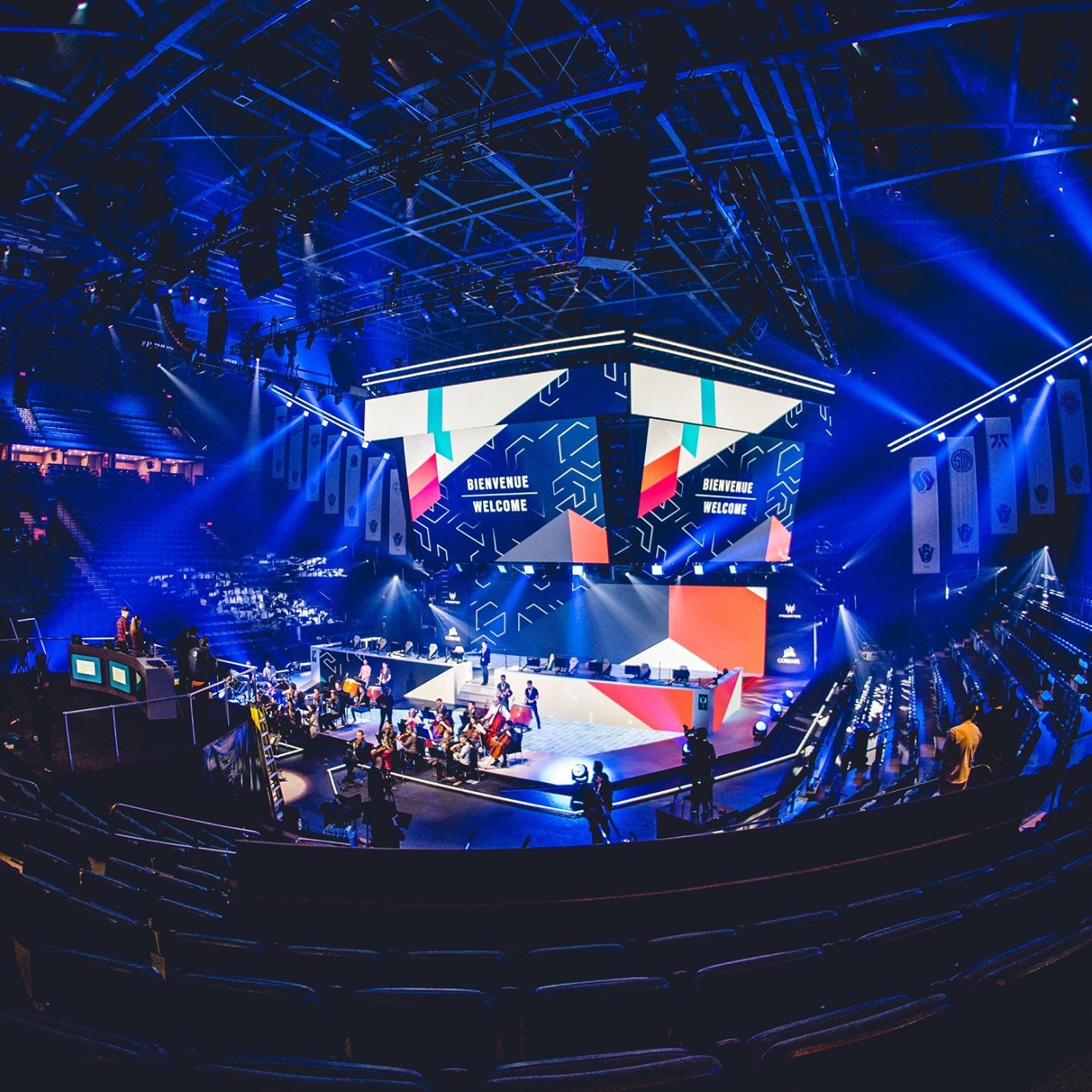 Ubisoft - La plus grande compétition esport R6 s'invite...