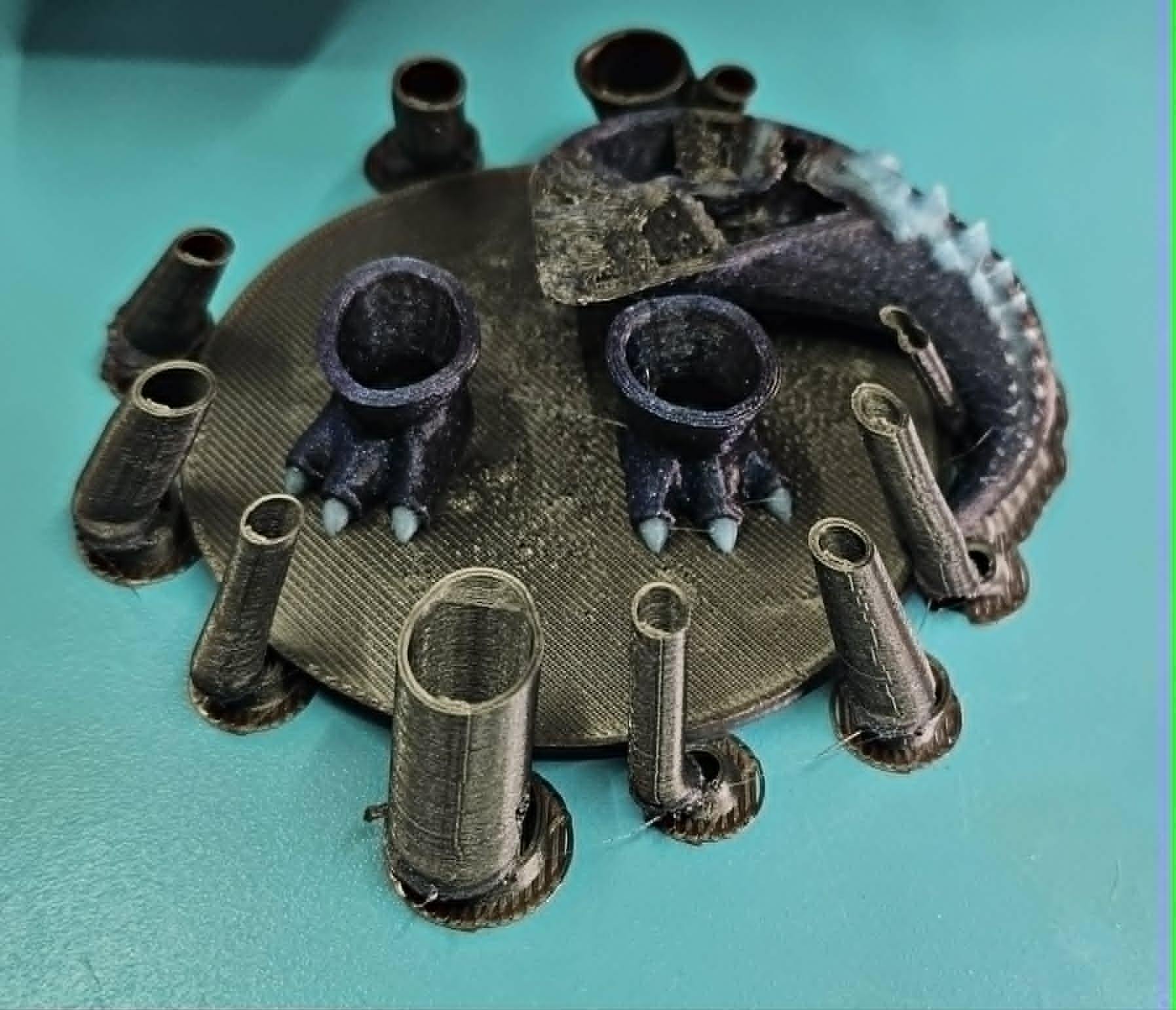 What causes tool head anomaly and layer shift on Snapmaker U1?