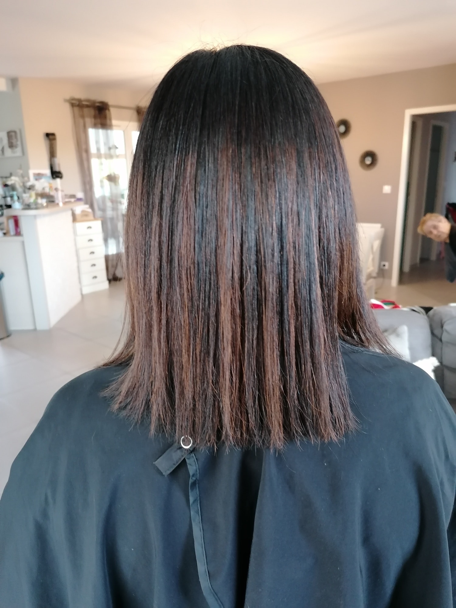 Mèche Caramel Sur Cheveux Noir