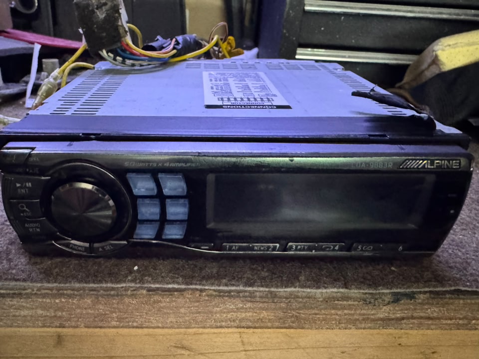 Discontinued alpine pxa-h800 processor and head unit. Had it in my