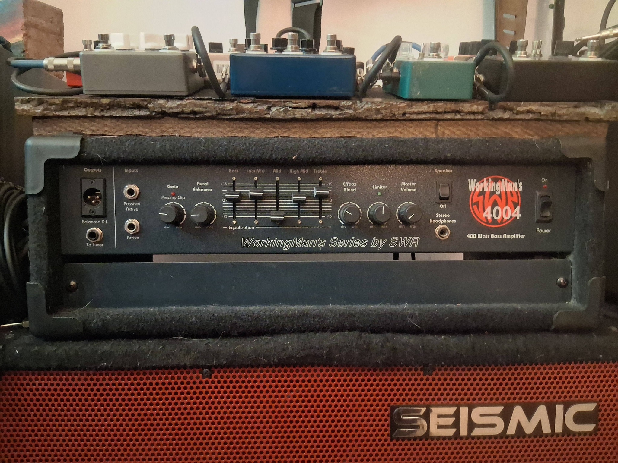 What are opinions on the SWR LA10 bass amp?