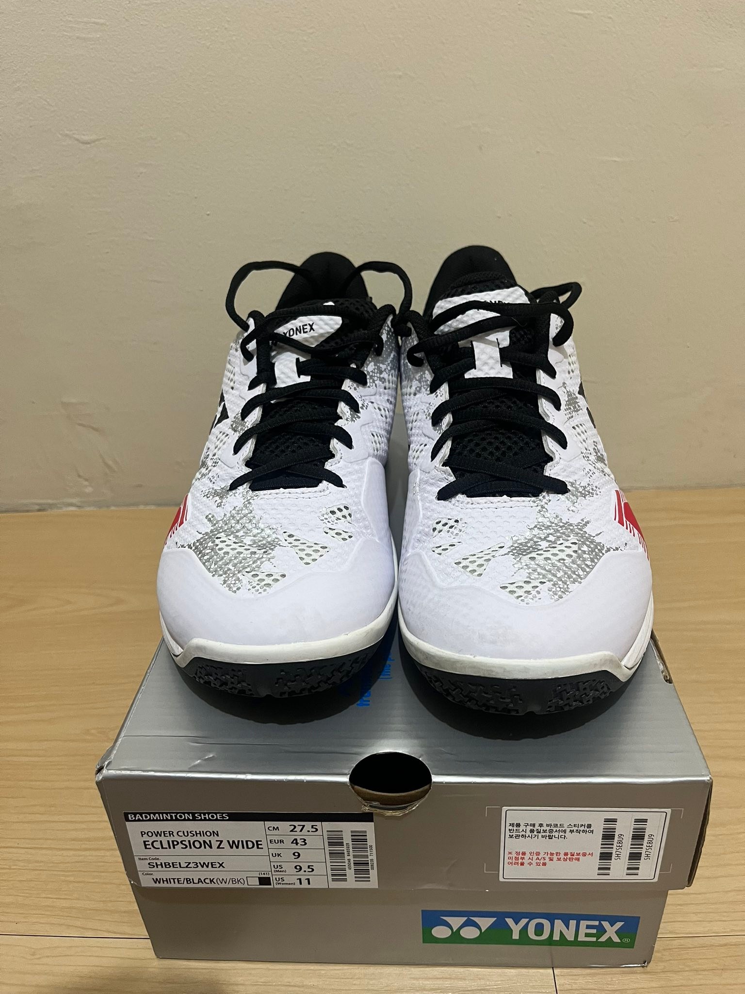 ? Yonex Power Cushion Eclipsion Z Wide ? ? Price: 3500 ? Size 