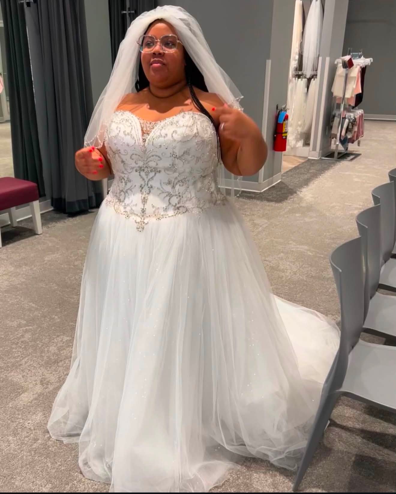 david's bridal homecoming dresses plus size Never worn, still have tags on them. 7. Originally from bridal.! would be perfect for prom or a wedding day if you wanna be more casual and comfortable fall out