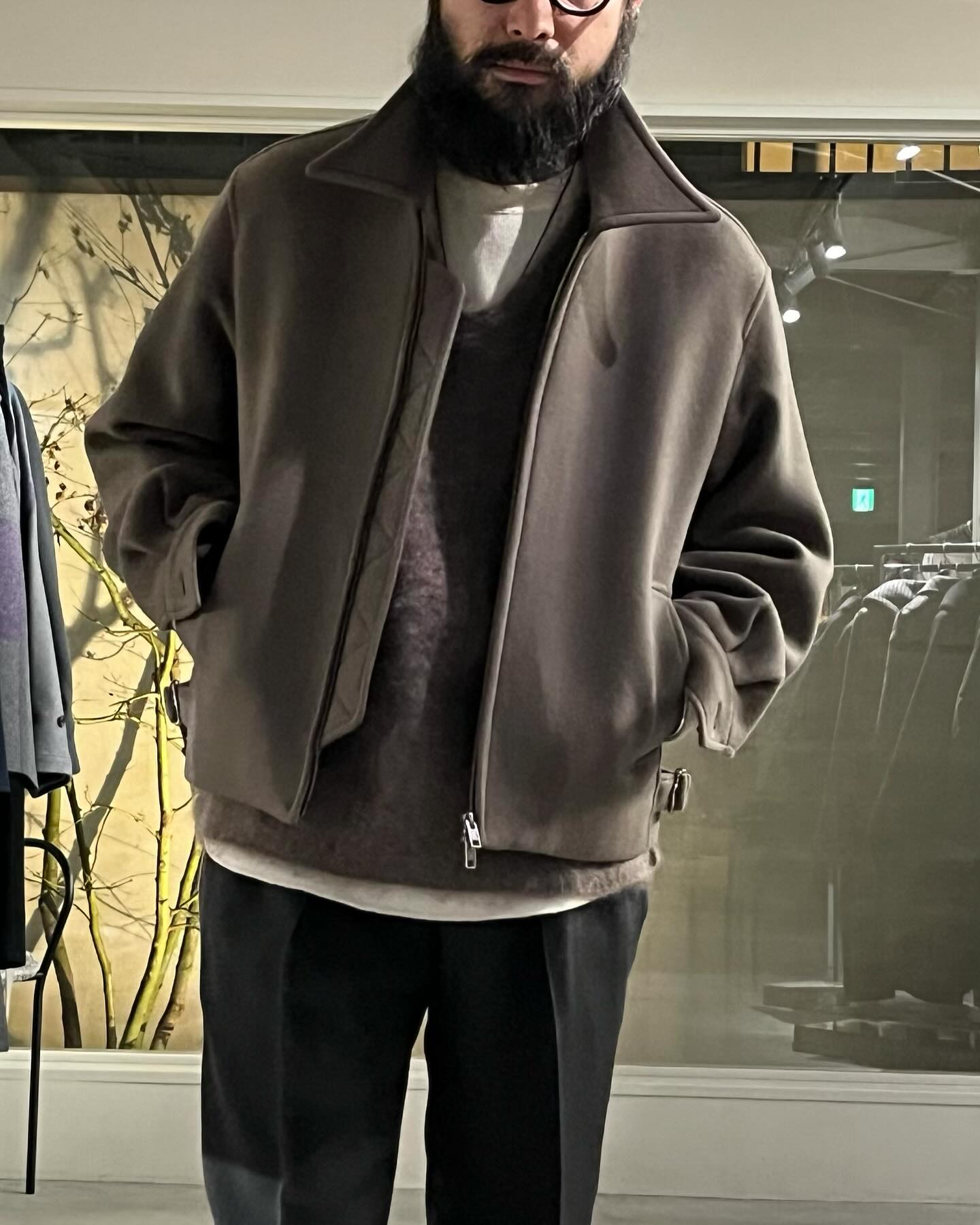 rainmaker MINK CASHMERE V NECK SWEATER 【公式通販】