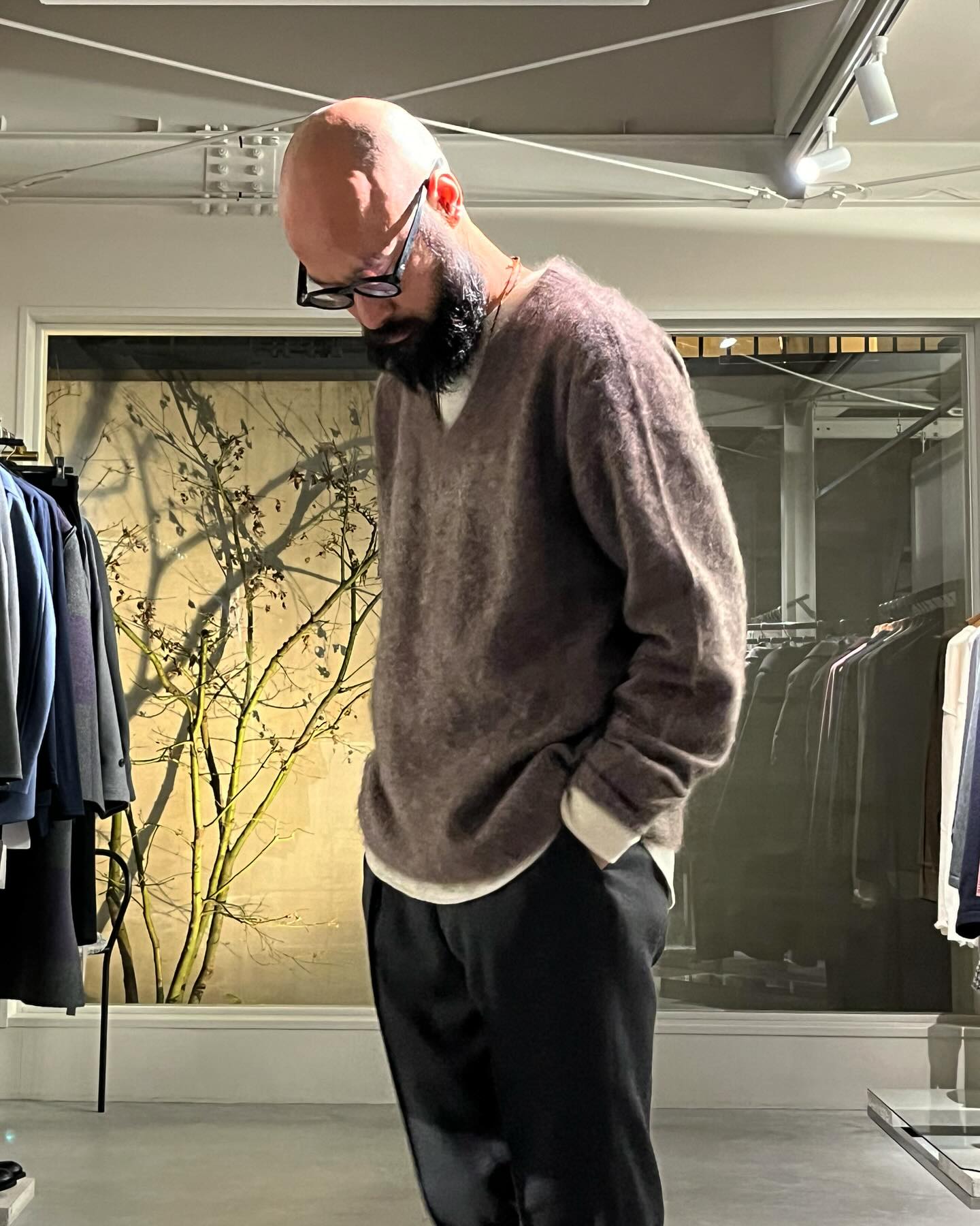 rainmaker MINK CASHMERE V NECK SWEATER 【公式通販】