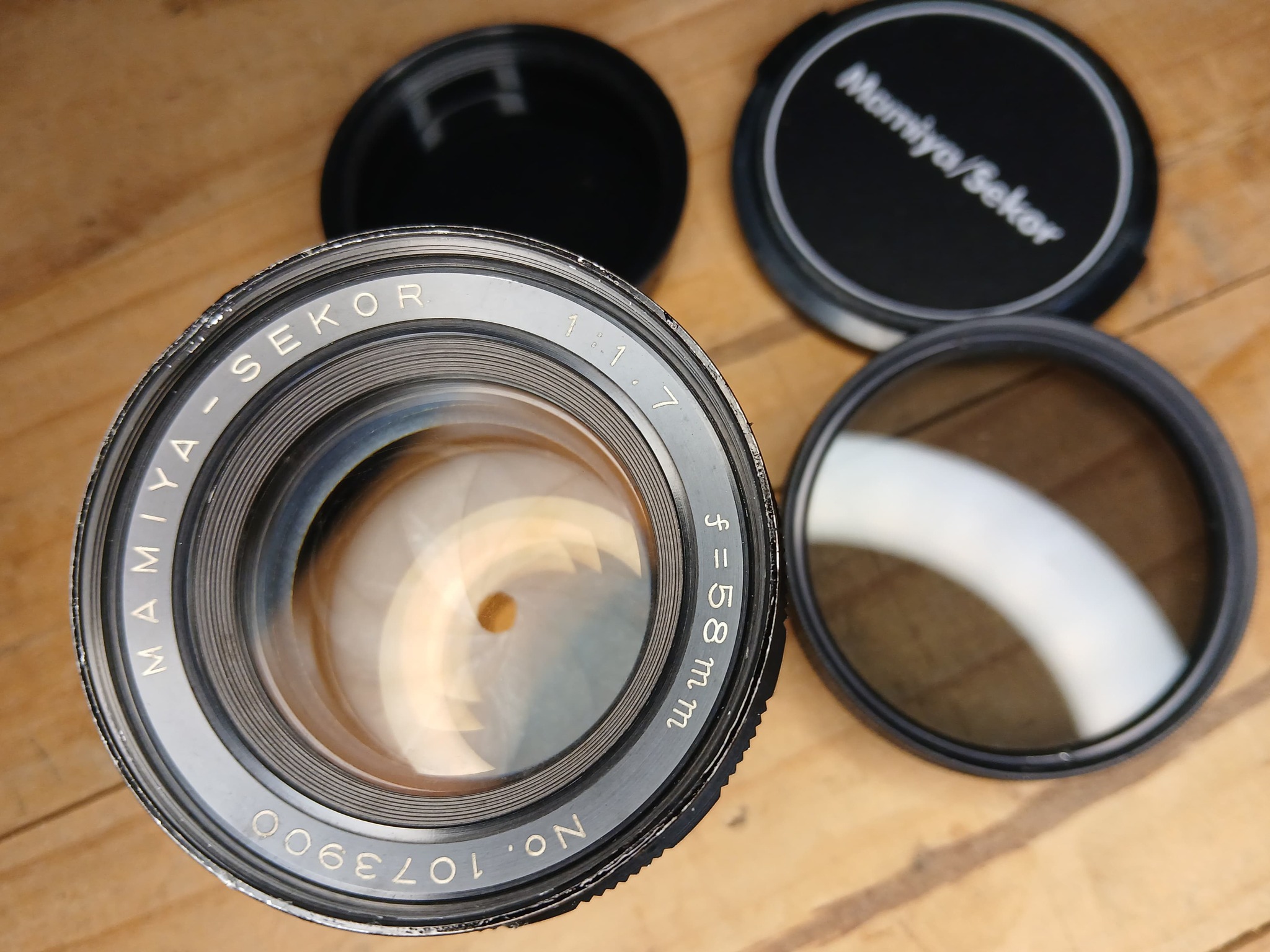 Mamiya-Sekor 58/1.7 lens review