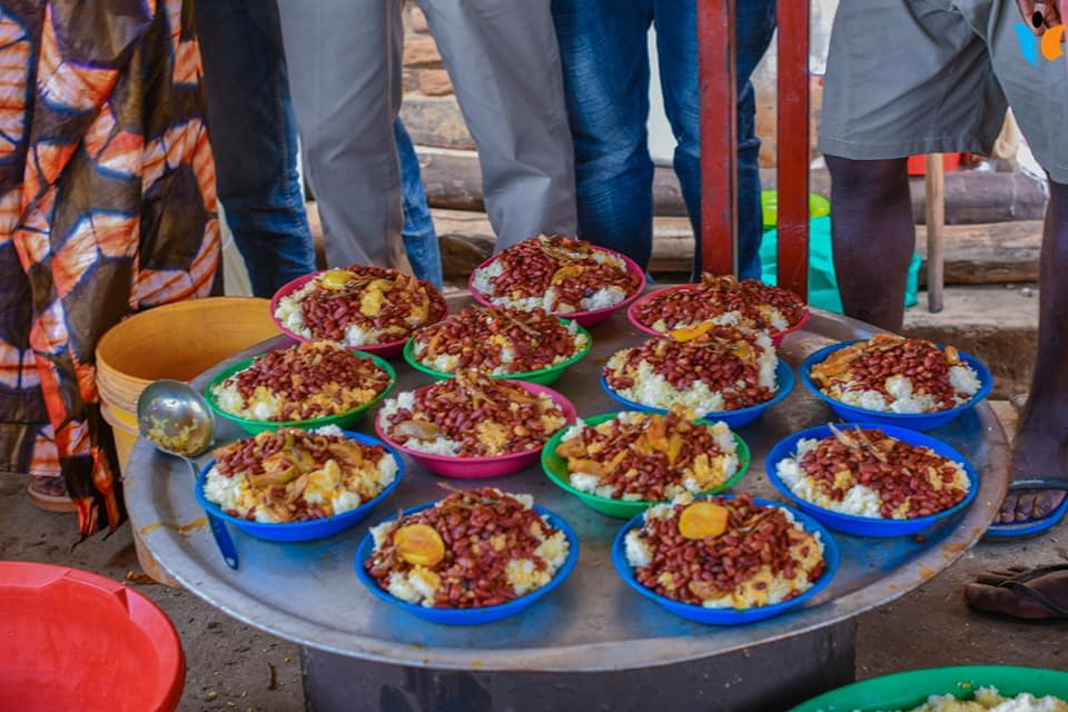 🔵 Abanyeshure barenga 2000 bo ku... - Magazine Jimbere
