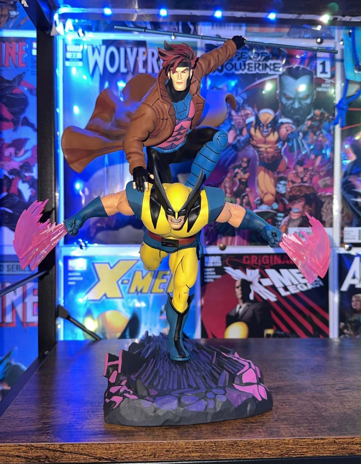 Hasbro Marvel Legends Series Wolverine, X-Men '97 Figurines d'action de collection de 15,2 cm, figurines Marvel Legends | Marvel Legends Figurine rétro X-Men '97 Wave 1 15,2 cm – Wolverine Reissue