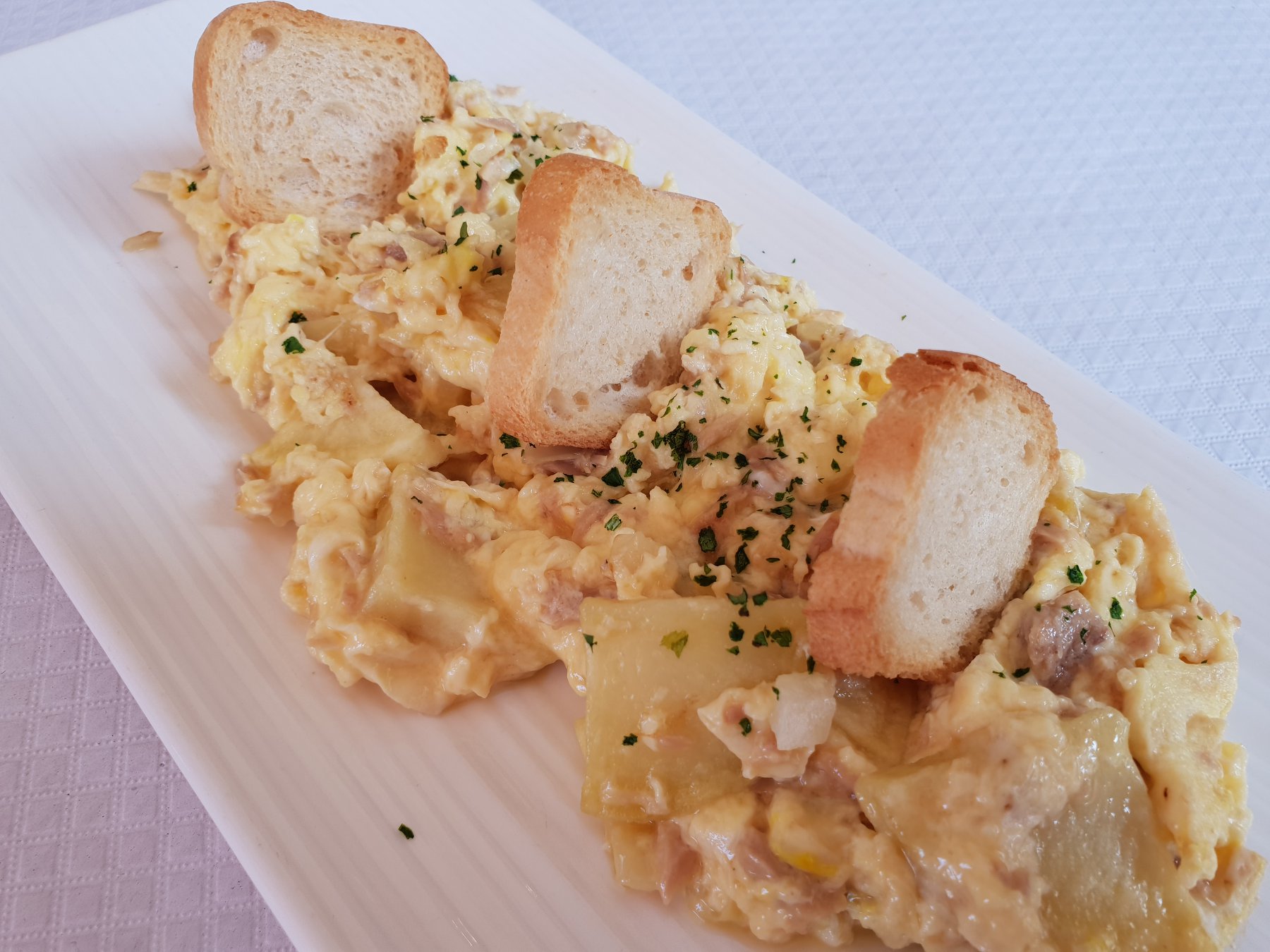 Hoy este rico menú en Restaurante... - Restaurante Comma
