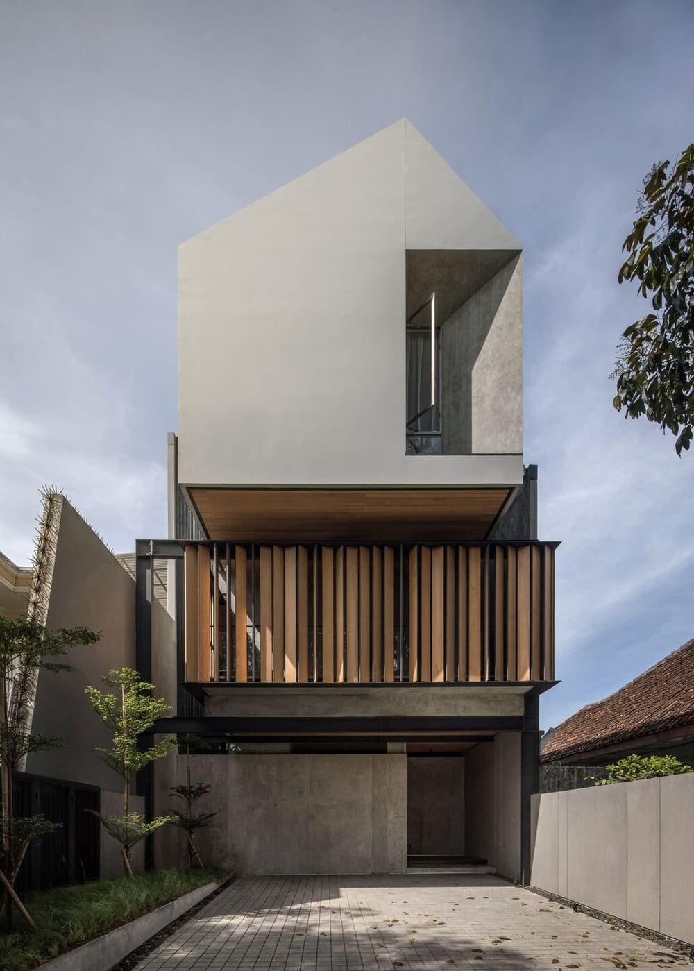 HomeWorldDesign - SN-House by RUANGRONA / Indonesia...