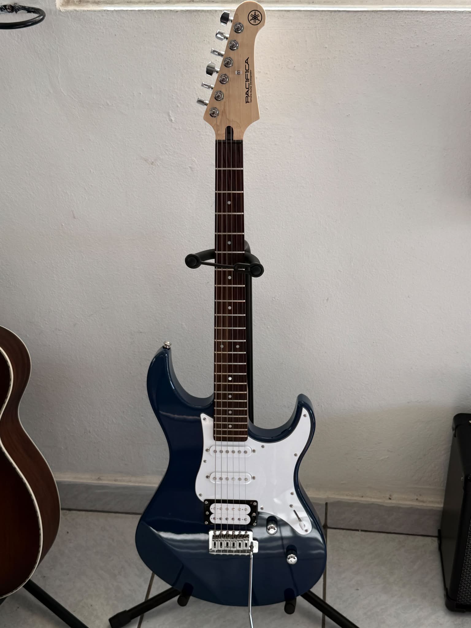 pacifica 921M 1991