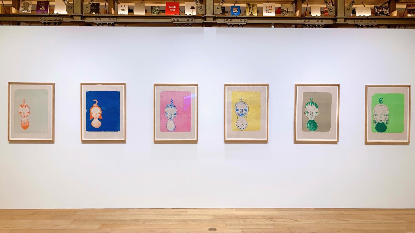 アーティスト加藤泉の新作リトグラフとTHE TETRAPOTZの展示を開催 