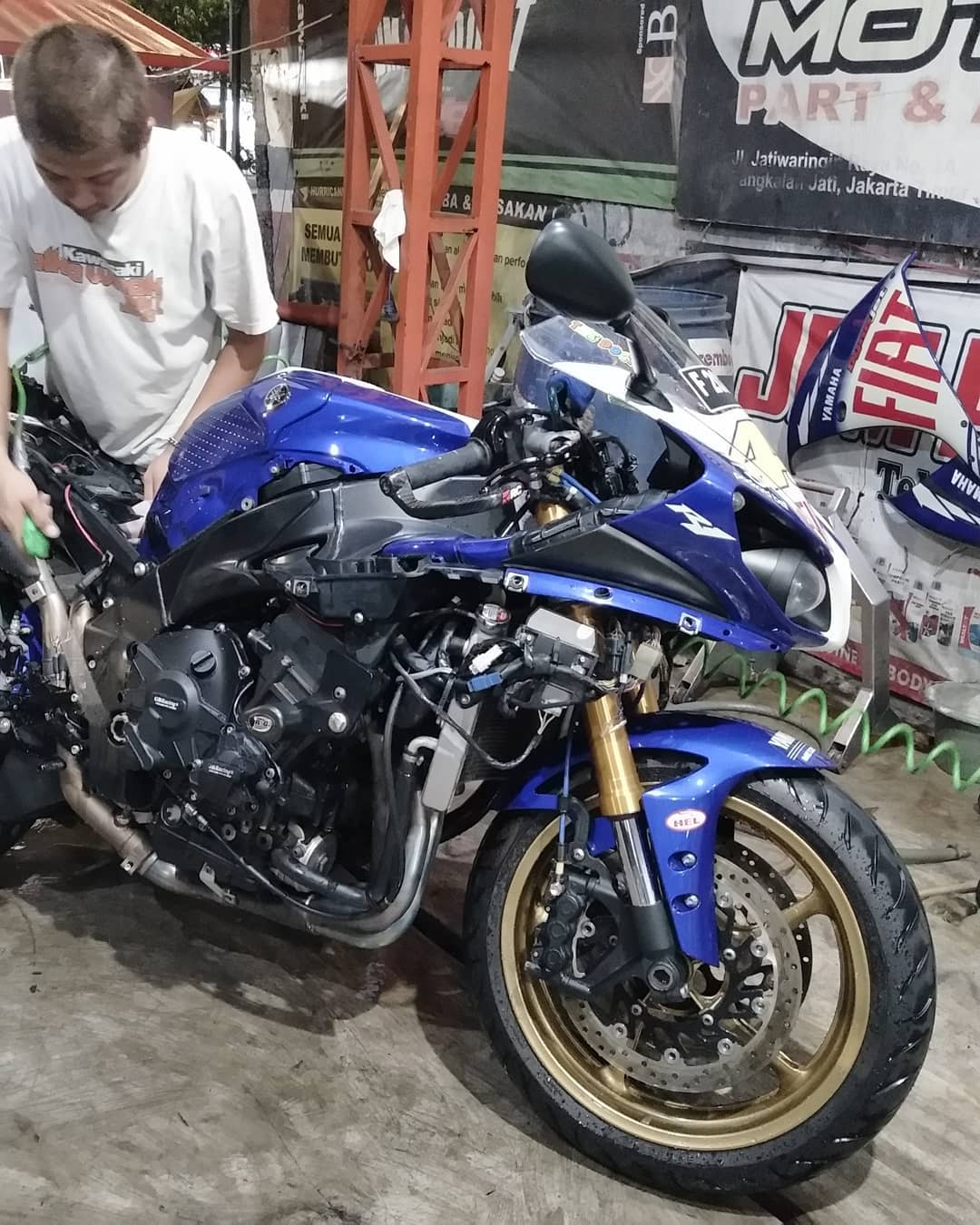 super candy blue yamaha R1... - JDM Project - Joddy Motor | Facebook