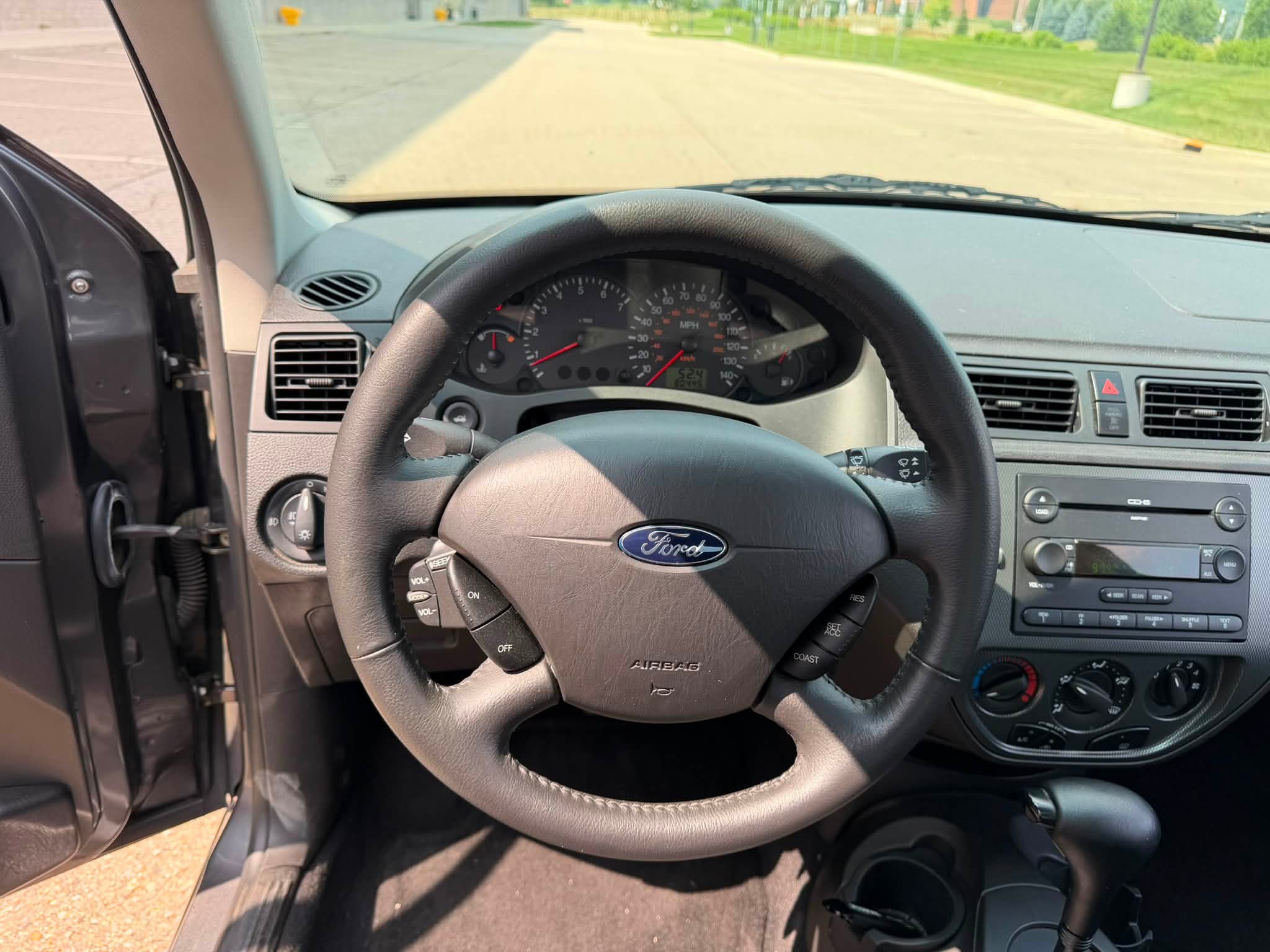 2005 Ford Focus ZX3 review: A refreshing change from modern tech