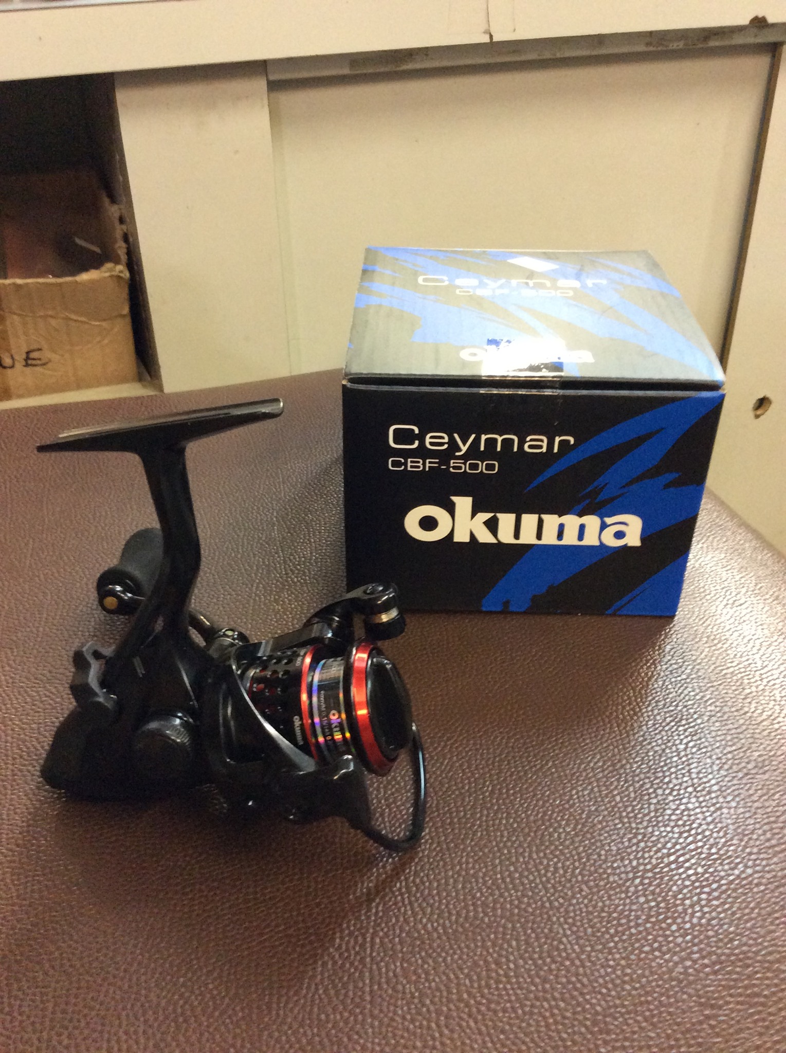 okuma ceymar baitfeeder spinning reel cbf 500 TGF-500 Tactical Green The On/Off lever on the rear of the reel will automatically disengage the baitfeeding system so you can fight your fish with the main drag system. Okuma Ceymar 500 Spinning Reel