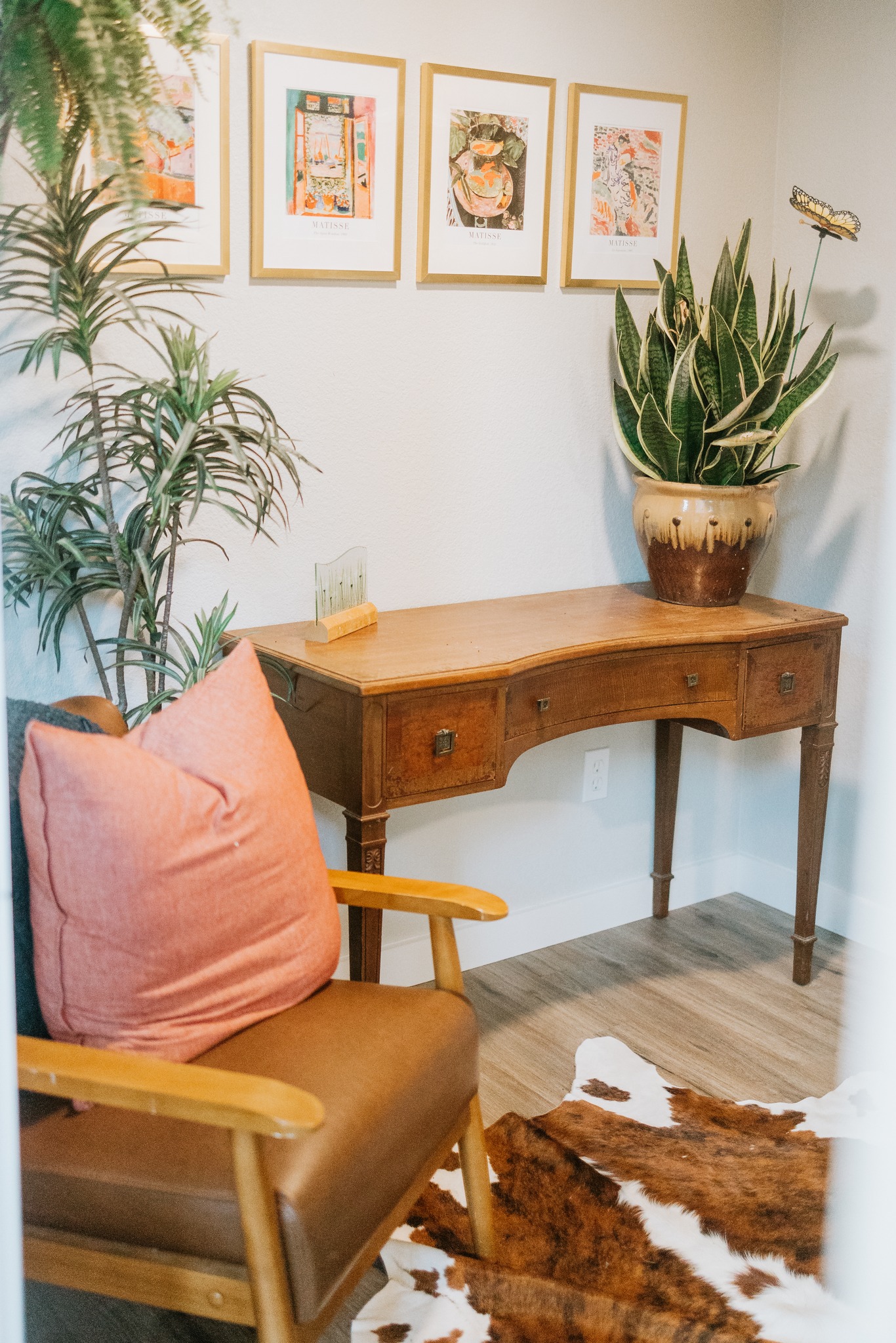 DABA - 🏡 The interior design of the studio office is what...
