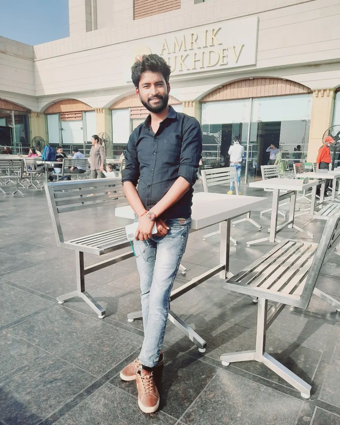Raj GanGwar - 🖤 Smile, it confuses people. 🖤 | Facebook