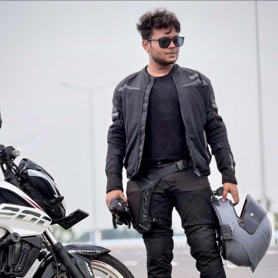 My First Ride on the Triumph Daytona 660 in Kolkata #PSRRides #triumph ...