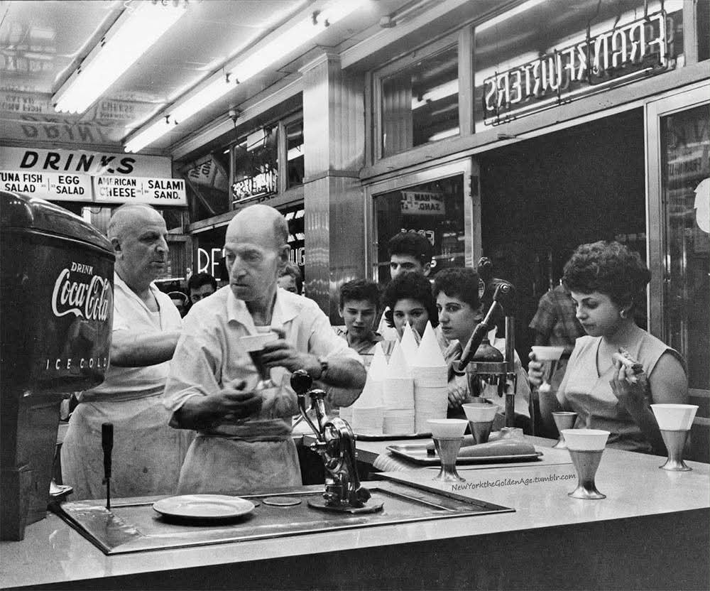 絵画 cafeteria Hector's Cafeteria - NYC 1952 Photo by Benn Mitchell