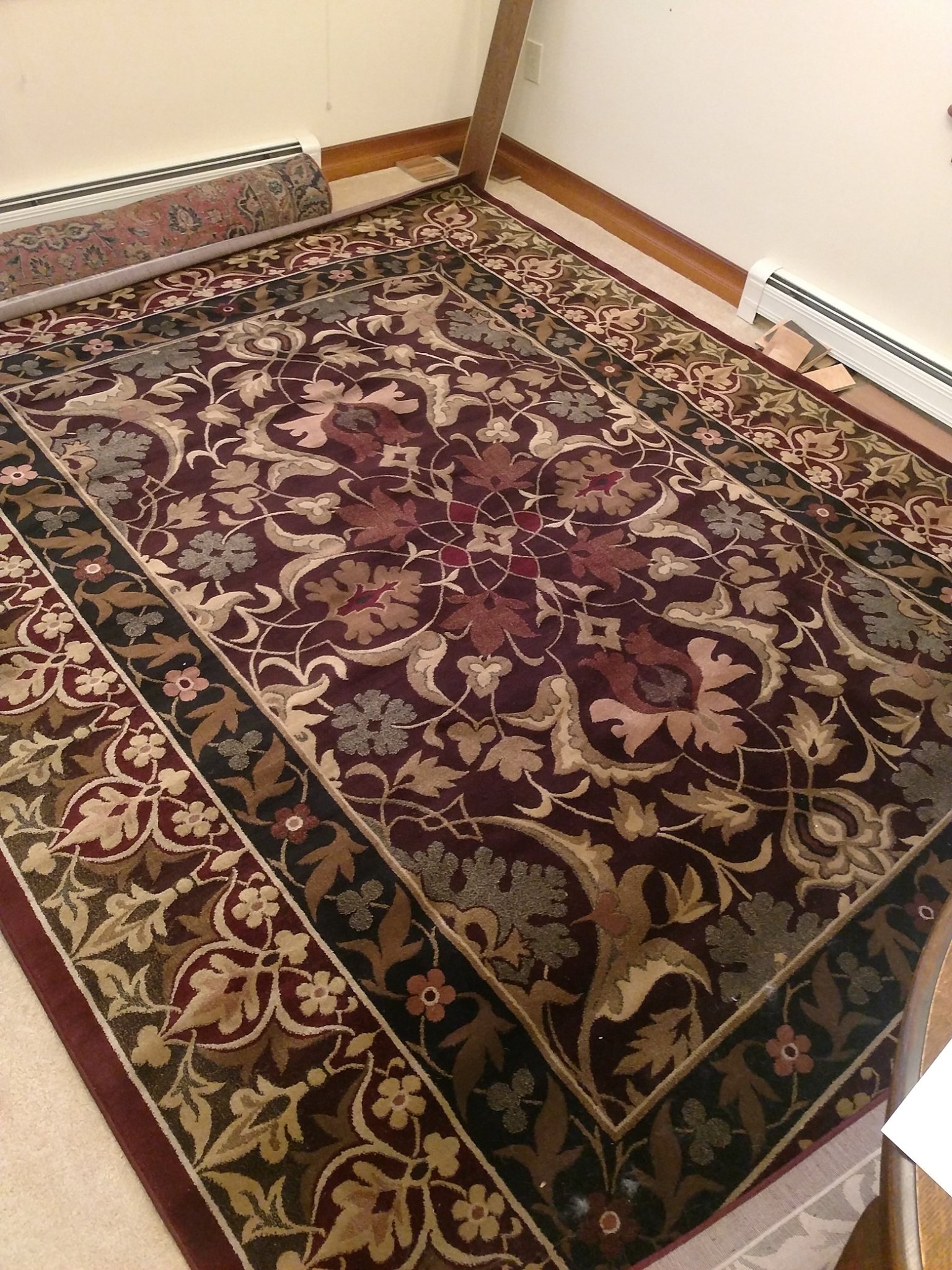 Persian style rug NEW 9' x 12 ' Nadeen by Mystique with tag still on it ...