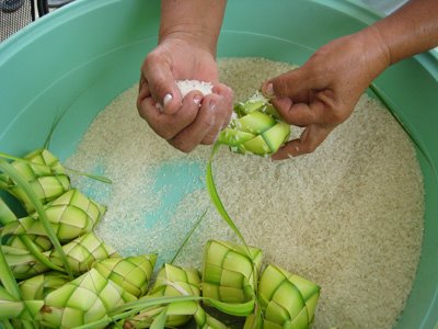 PUSO (Hanging Rice) is an... - Dr. Dave's Filipino Scene | Facebook