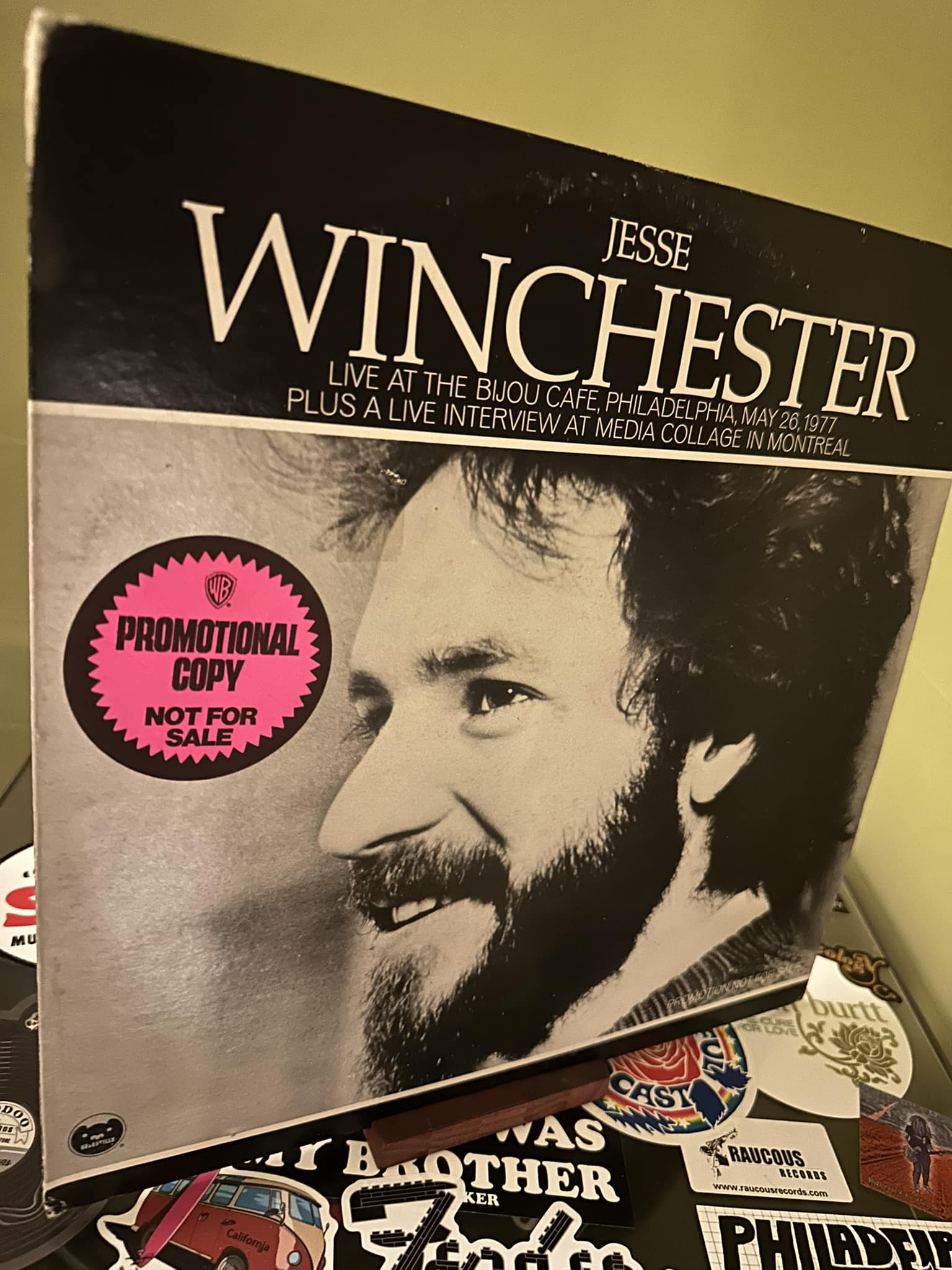 Being a huge Jesse Winchester and I never knew of a live album 