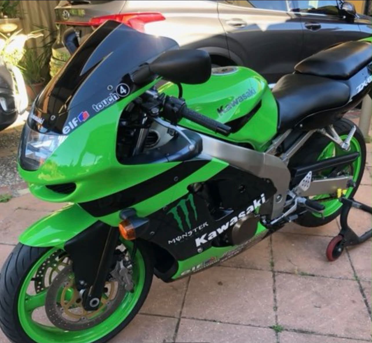 Saying goodbye to my 1998 Kawasaki ZX6R
