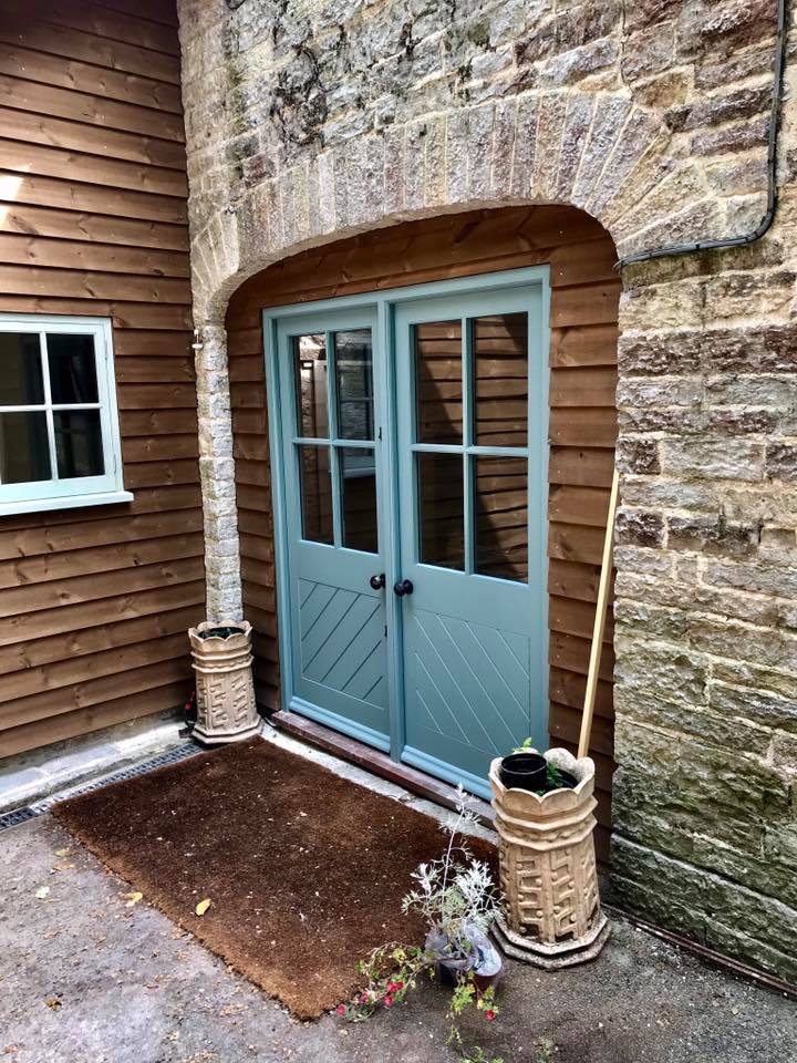 SLS Decorating - Discovered a new type of external paint...