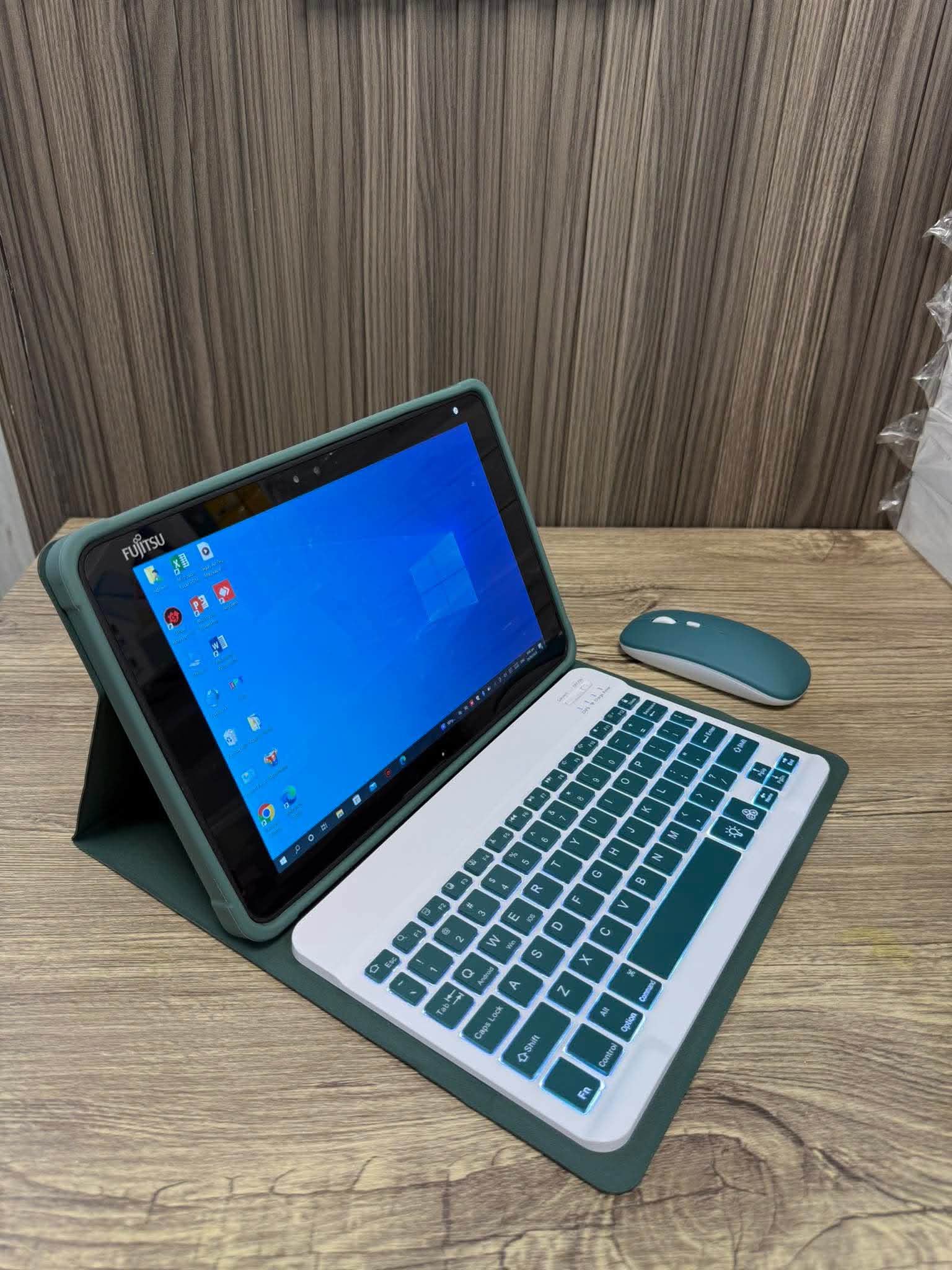 💻 LAPTOP FUJITSU ARROW TAB Q5010 2 IN 1 DETACHABLE TOUCH SCREEN