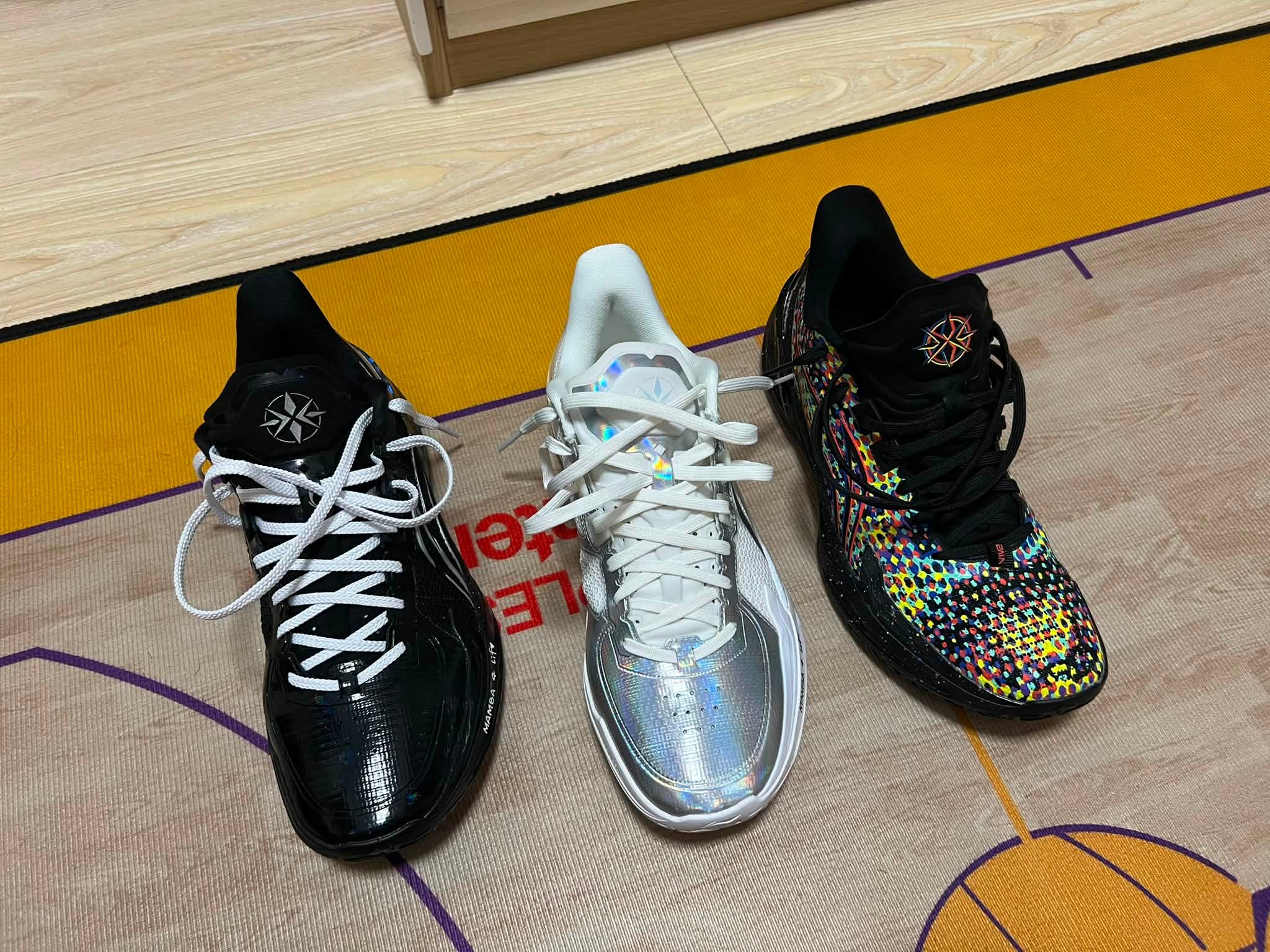 Kobe 9 em試穿分享和元年長期實戰後的一些問題以及一些Kobe鞋愛好者對 