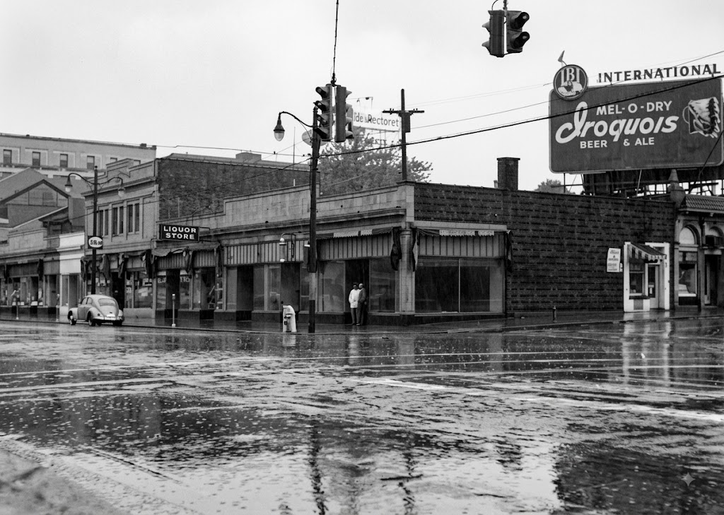 The corner of N. Main and W. Water Streets (facing south), circa 1964.