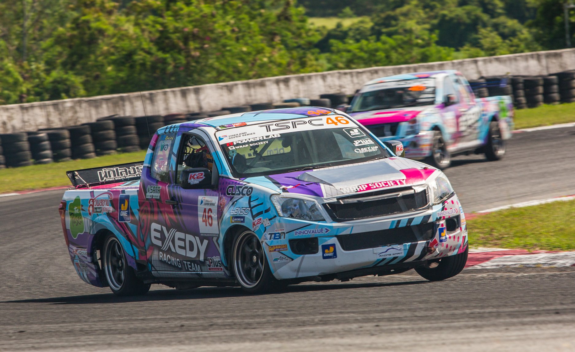 สายๆ วันจันทร์ แบบนี้ฝุ่นละอองเยอะ... - Team Donut Racing