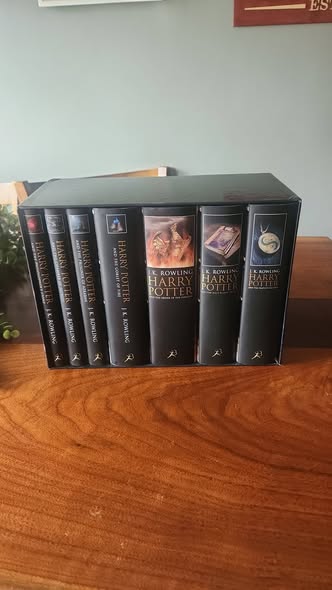 Alarm Eighteen FULL SET Harry Potter Book Replica's (VERY RARE