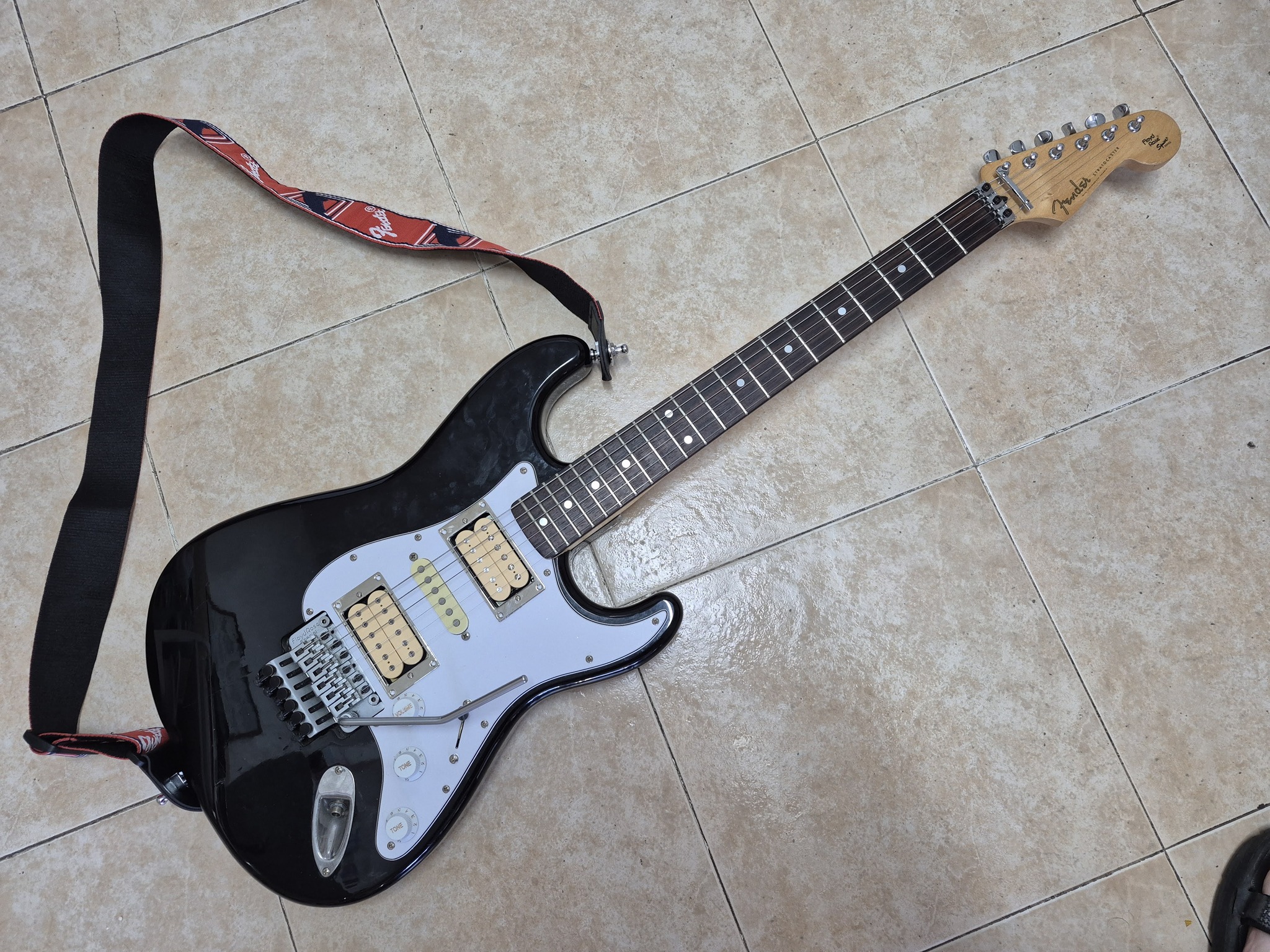 Homemade guitar with Japanese Fender body and Dimarzio pickup