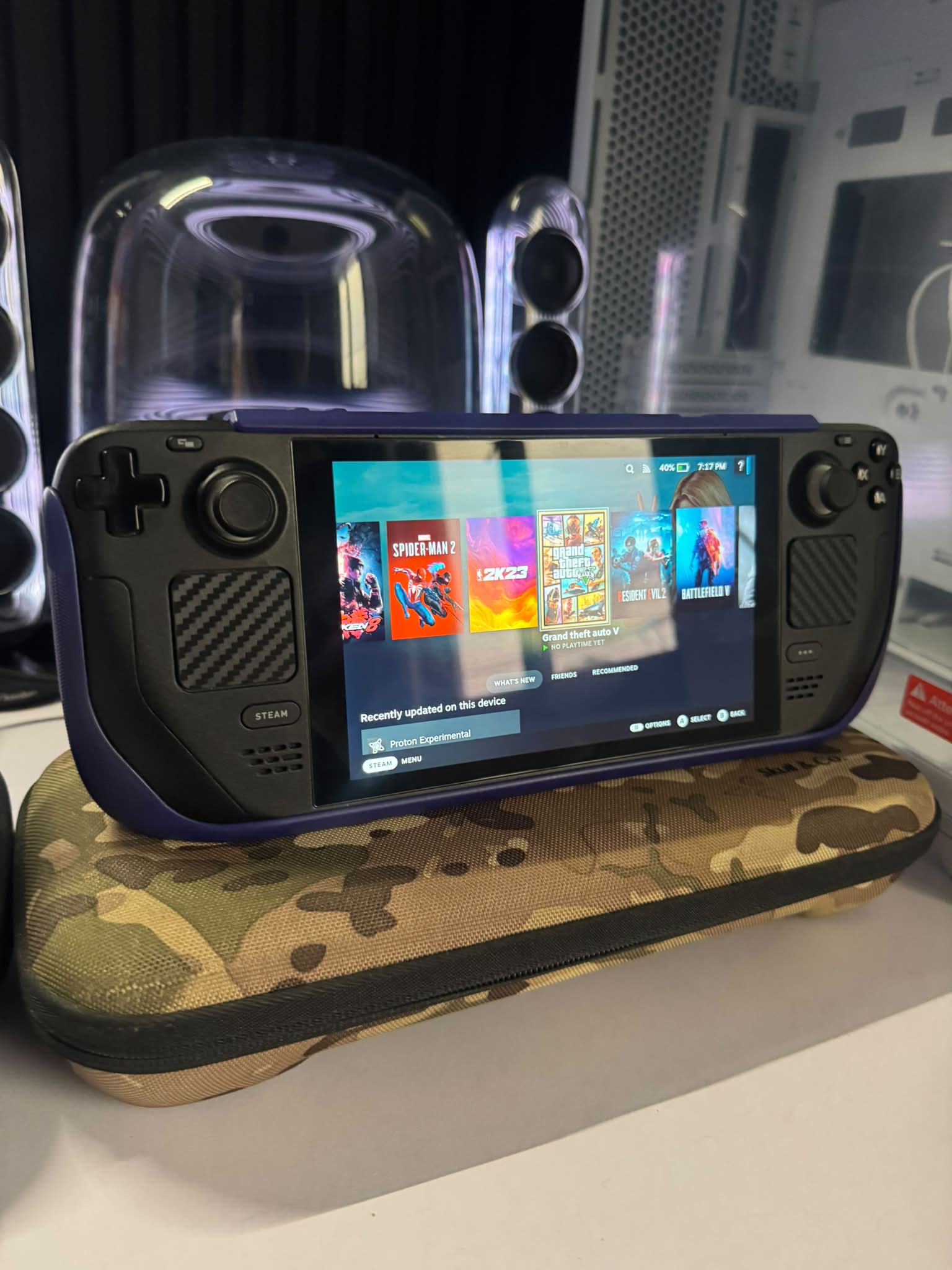 Selling 1tb steam deck lcd
