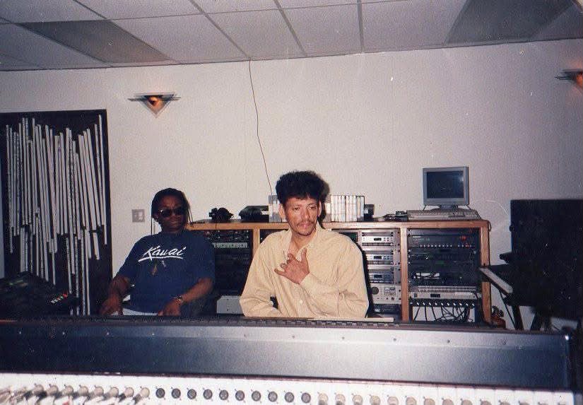 Bobby DeBarge records final album 'It's Not Over' despite