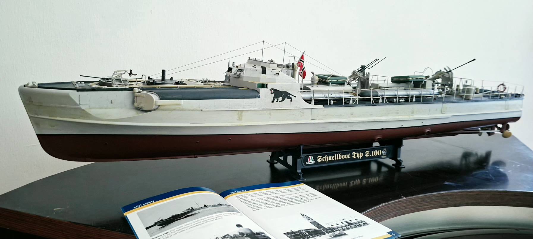 Italeri S-100 class Schnellboot model in 1:35 scale