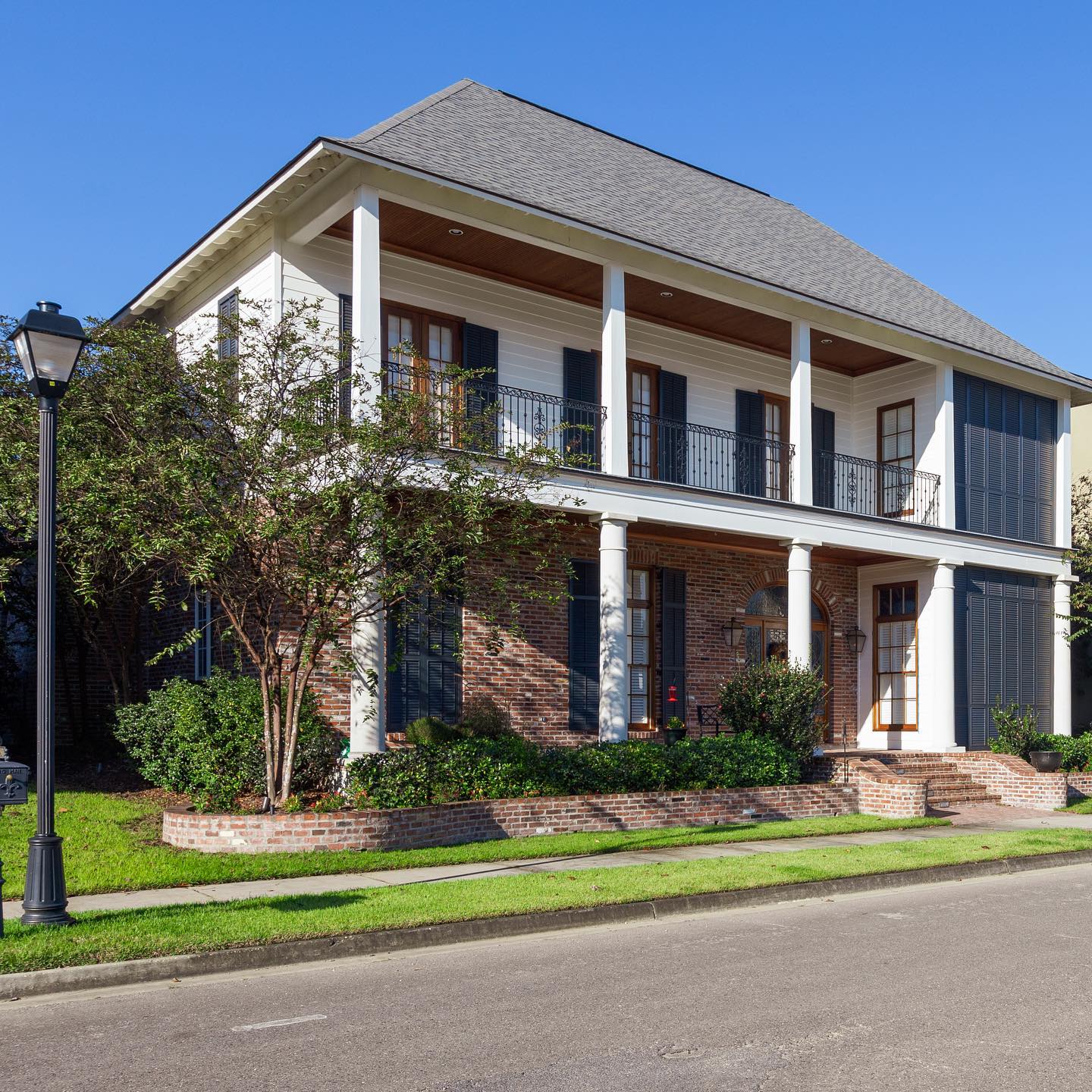 Village at Magnolia Square - A beautiful new home on the lake at ...