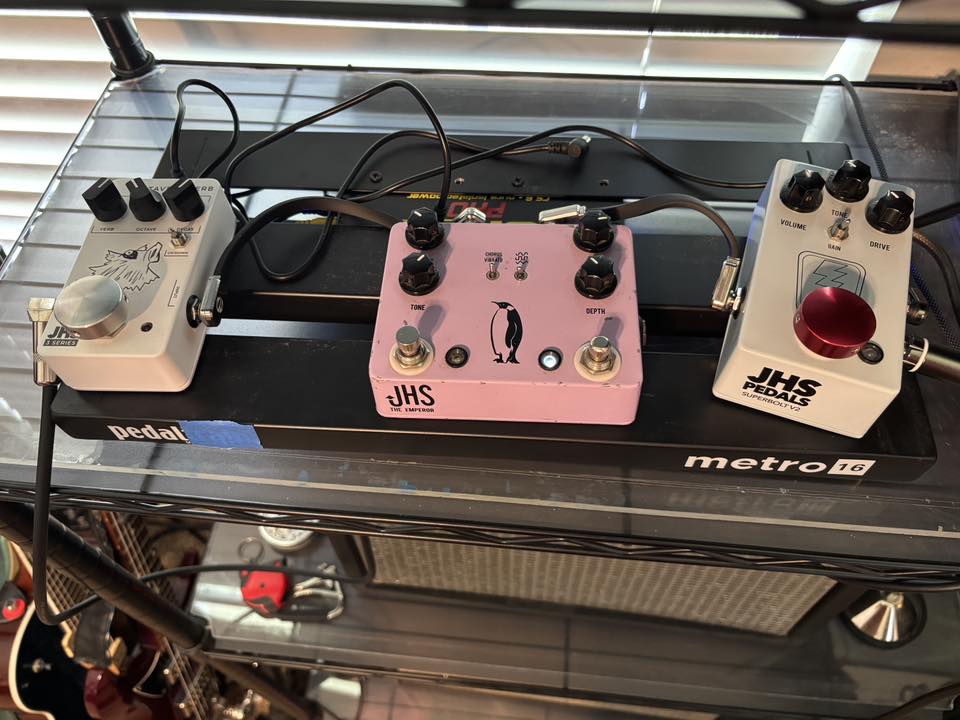 ギター JHS Pedals Emperor V1 I traded some new pedals and picked up a vintage JHS Emperor V1
