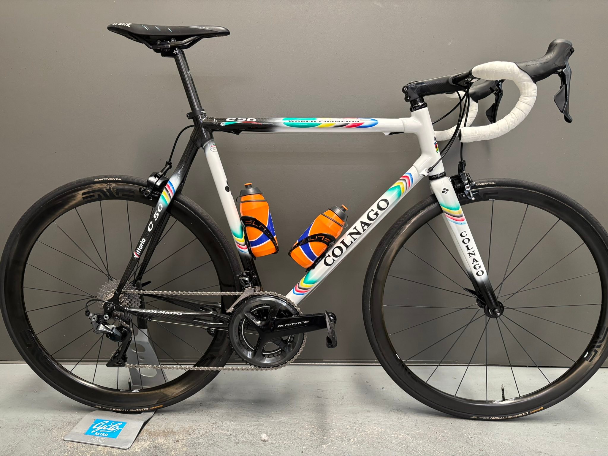 Colnago C50 world champion bike with Dura-Ace 9100