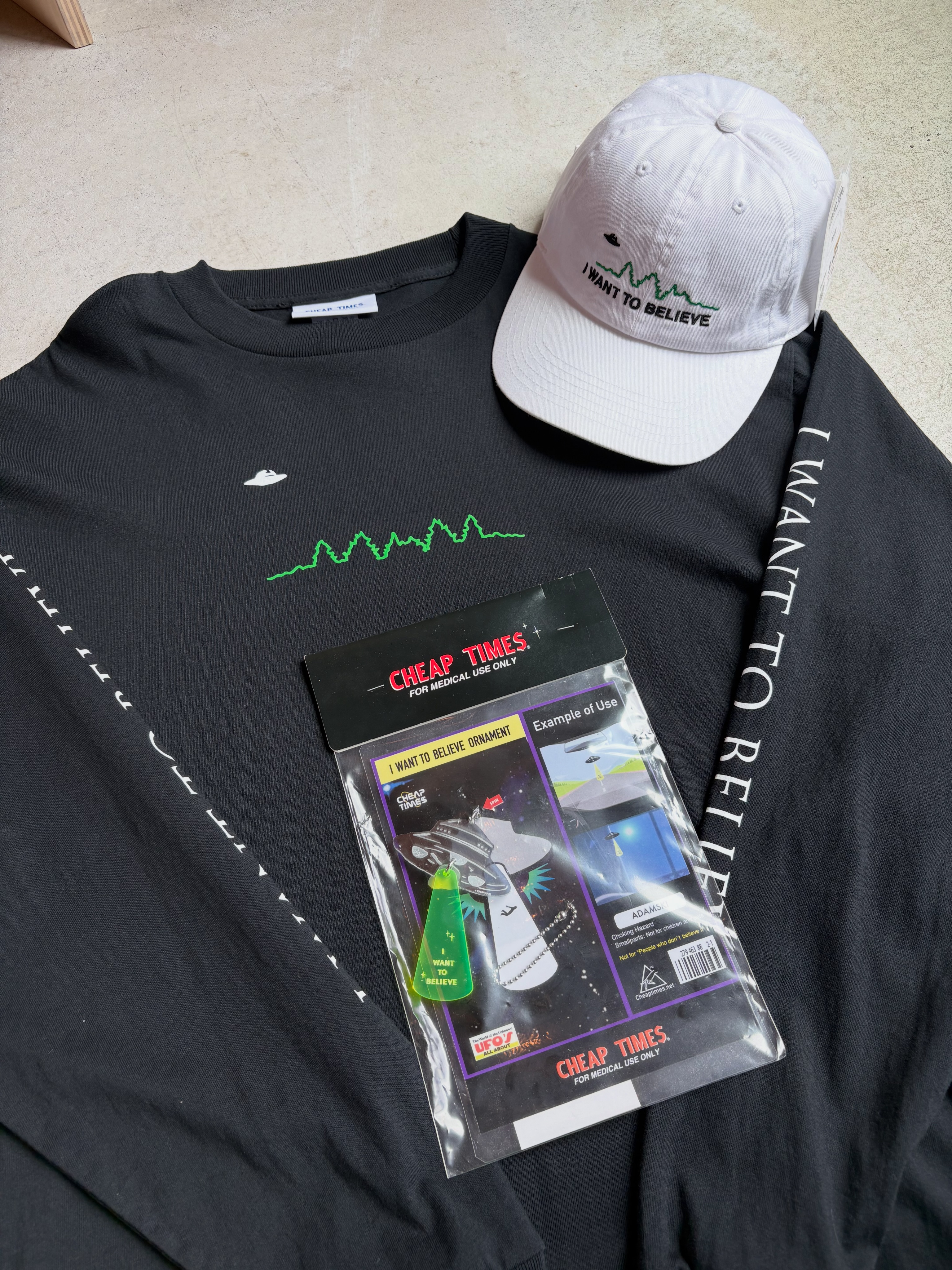 【廃盤】CHEEP TIMES I WANT TO BELIEVE オーナメント CHEAP TIMES】 CHEAPTIMES® “I WANT TO BELIEVE” ORNAMENT, CAP, L/S